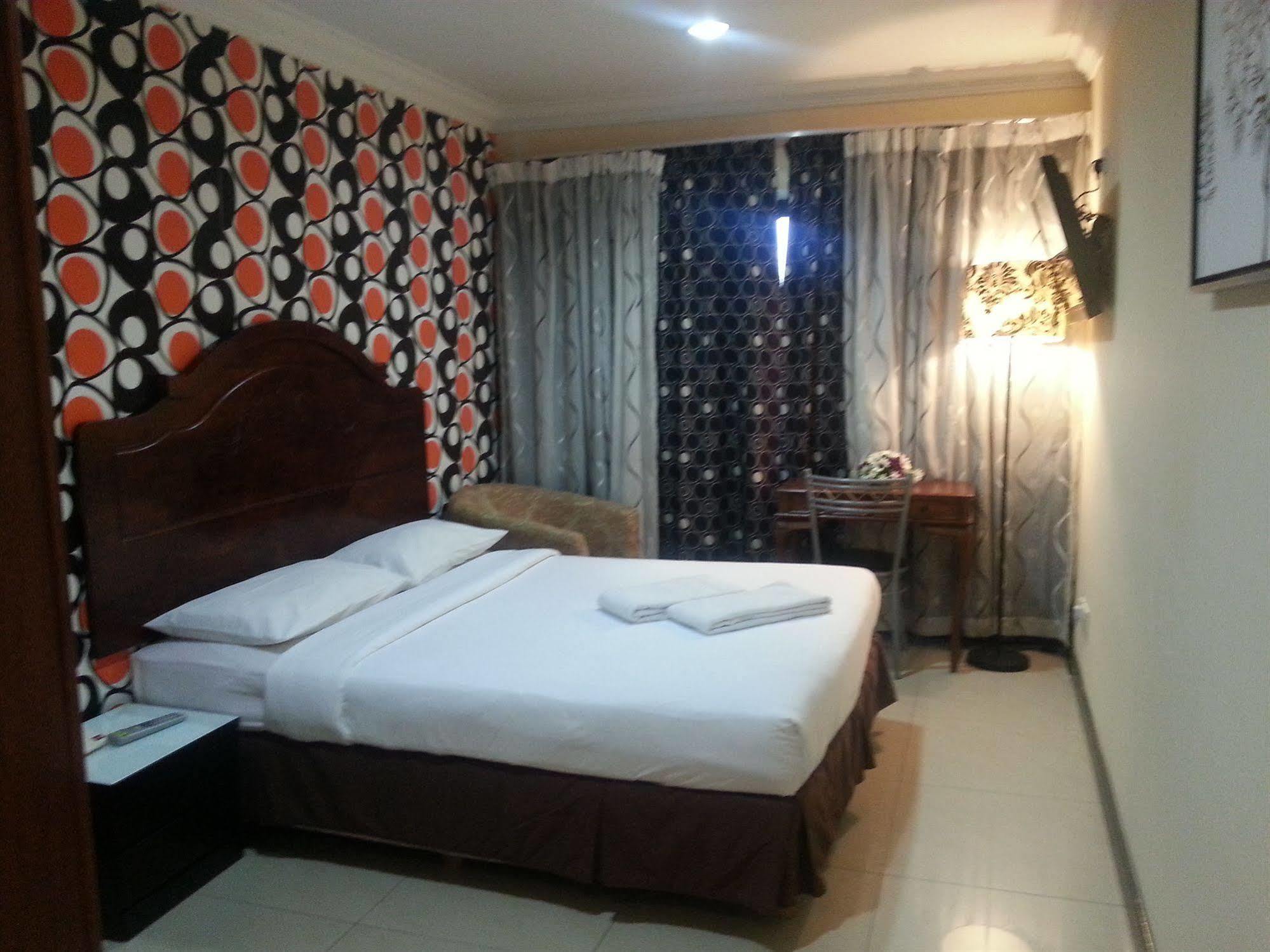Oyo 390 Mayview Glory Hotel Kuala Lumpur Zewnętrze zdjęcie