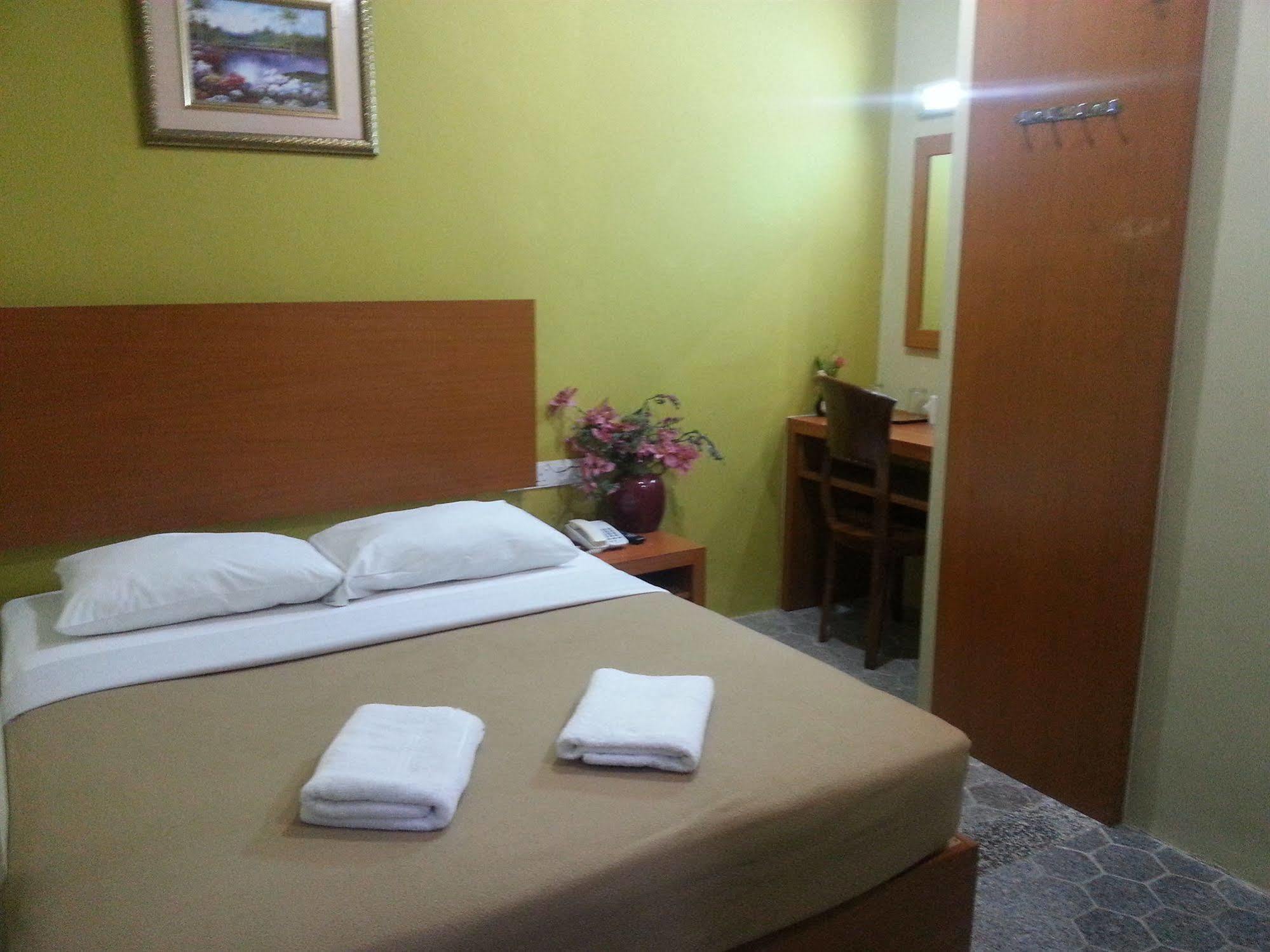 Oyo 390 Mayview Glory Hotel Kuala Lumpur Zewnętrze zdjęcie